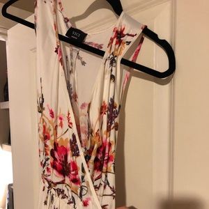 Floral/white Vici full length dress. Worn once!
